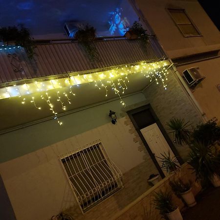 B&B Petra Hercules Torre Annunziata Bagian luar foto