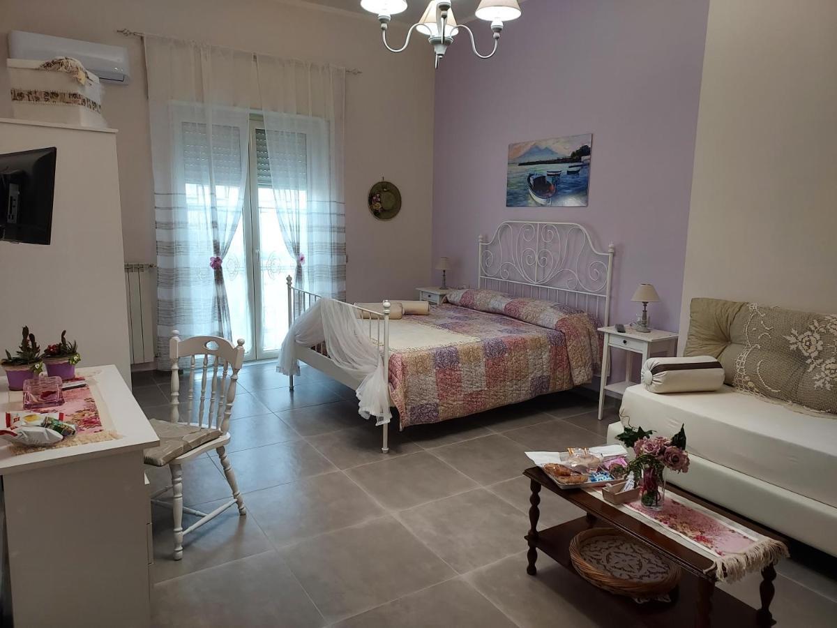 B&B Petra Hercules Torre Annunziata Bagian luar foto