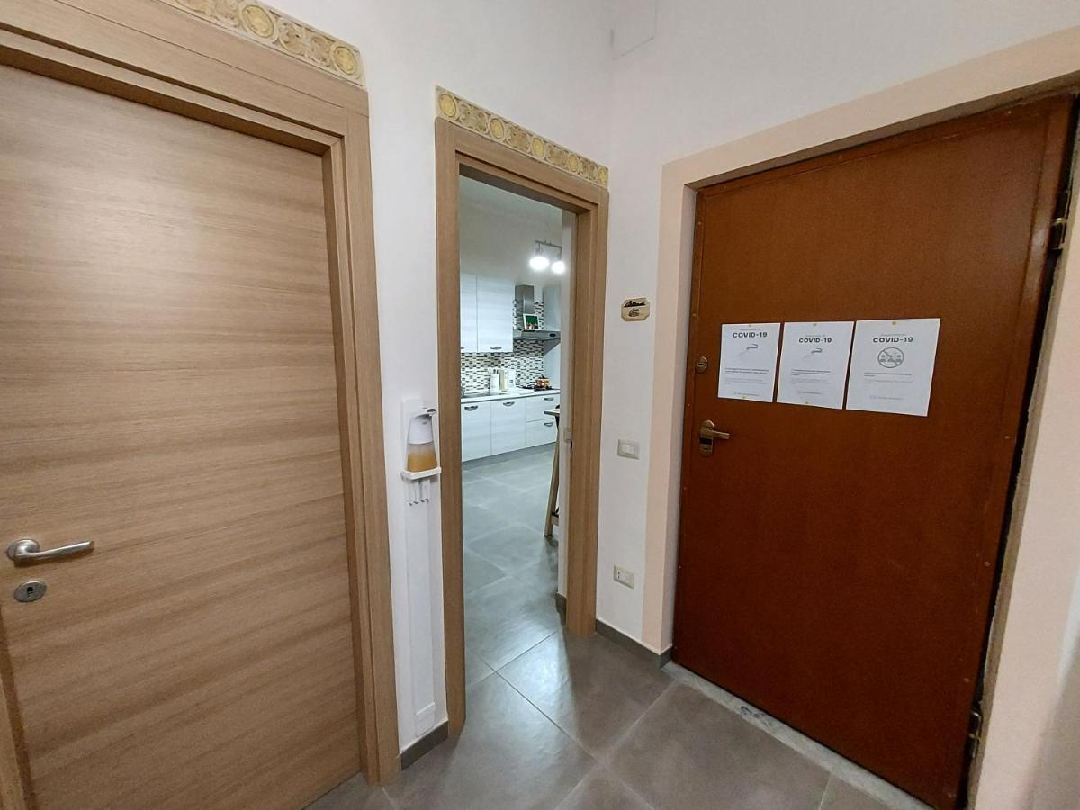 B&B Petra Hercules Torre Annunziata Bagian luar foto