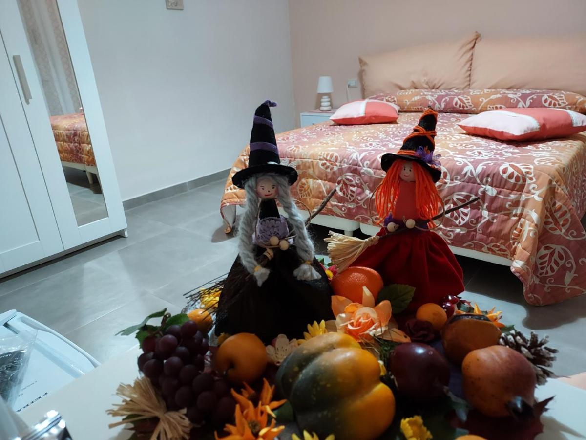 B&B Petra Hercules Torre Annunziata Bagian luar foto
