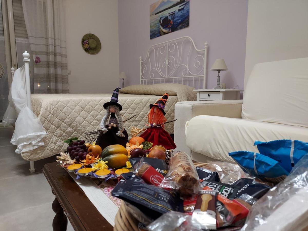 B&B Petra Hercules Torre Annunziata Bagian luar foto