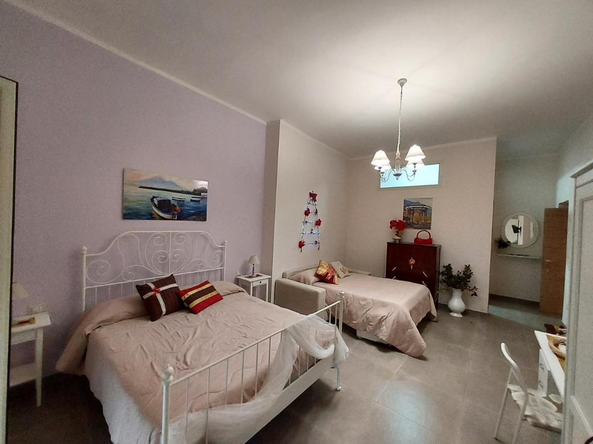 B&B Petra Hercules Torre Annunziata Bagian luar foto